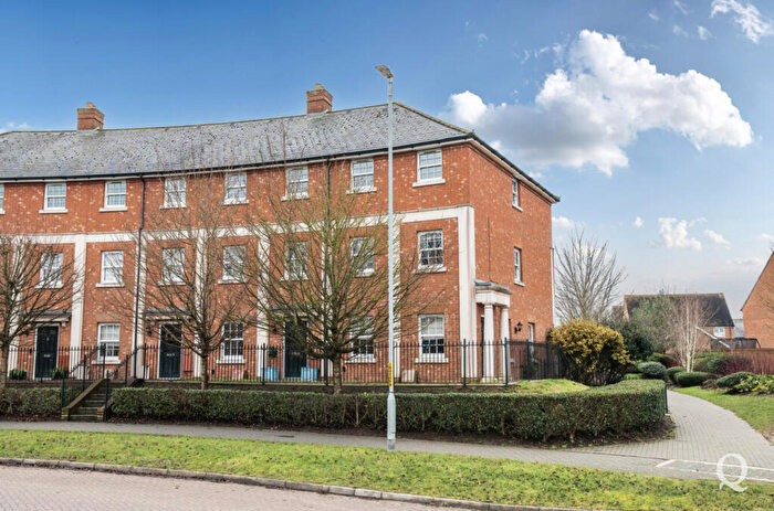 4 Bedroom Town House For Sale In Beacon Avenue, Kings Hill, West Malling, Kent, ME19