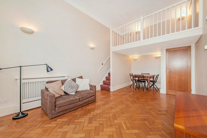 1 Bedroom Flat To Rent In Rosebery Avenue, London, EC1R