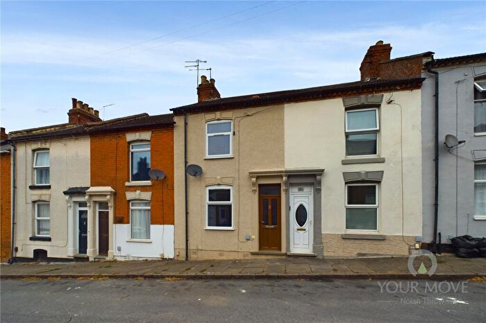 3 Bedroom Terraced House To Rent In Brook Street, Semilong, Northampton, NN1