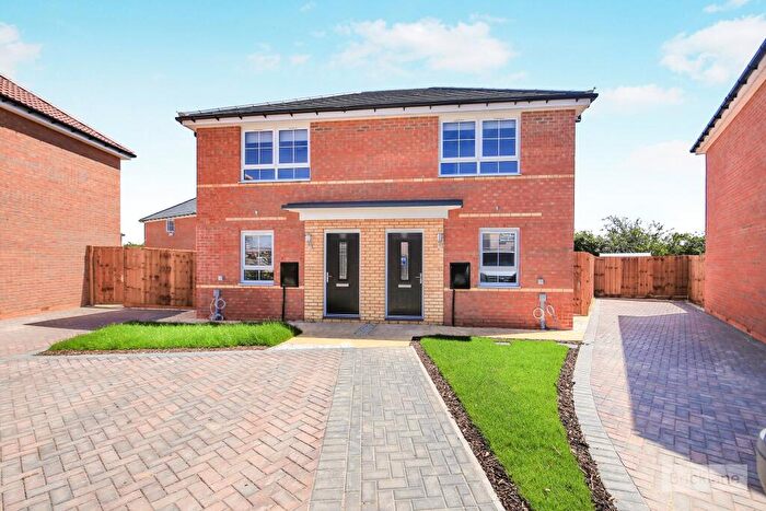 2 Bedroom House To Rent In Almond Avenue, Whittlesey, Peterborough, PE7