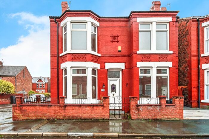 3 Bedroom Detached House For Sale In Chatsworth Avenue, Wallasey, CH44