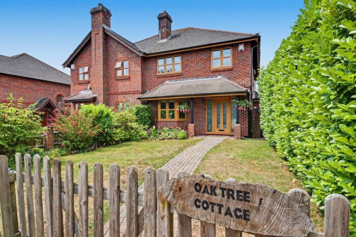 4 Bedroom Semi-detached House For Sale In Trampers Lane, North Boarhunt, PO17