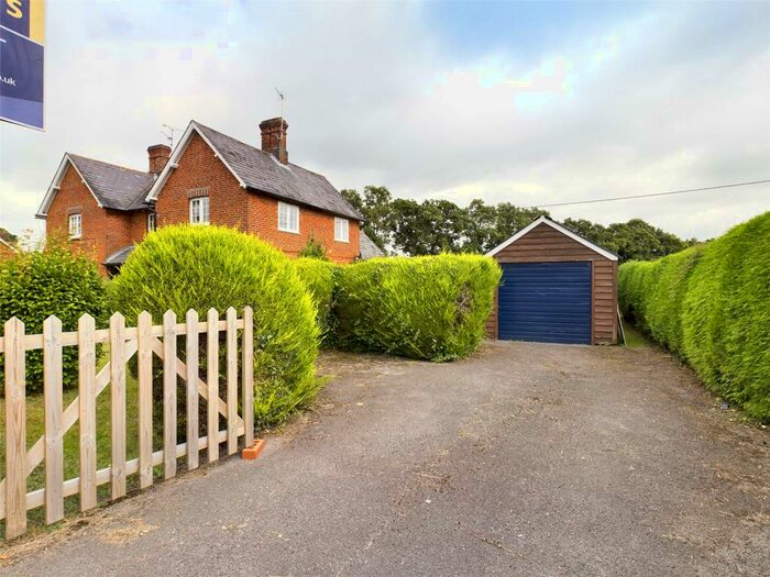 3 Bedroom Semi-Detached House To Rent In Church Road, Mortimer West End, Reading, Berkshire, RG7