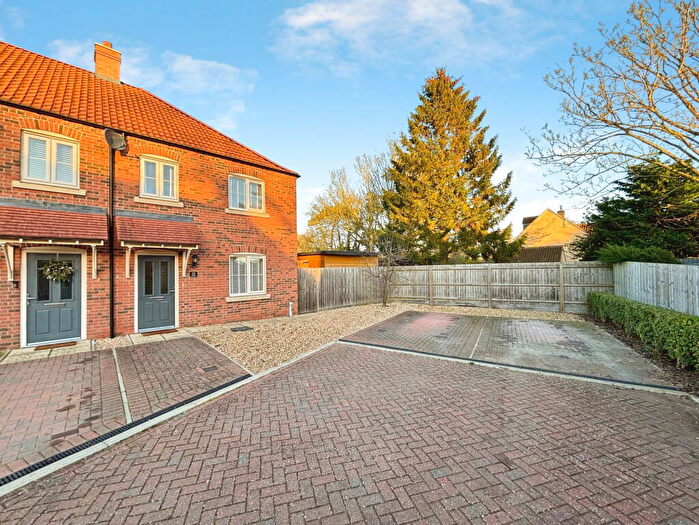 3 Bedroom End Of Terrace House For Sale In Pell Close, Heckington, Sleaford, NG34