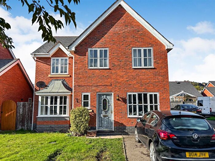 5 Bedroom Detached House For Sale In Cae Haidd, Llanymynech, SY22