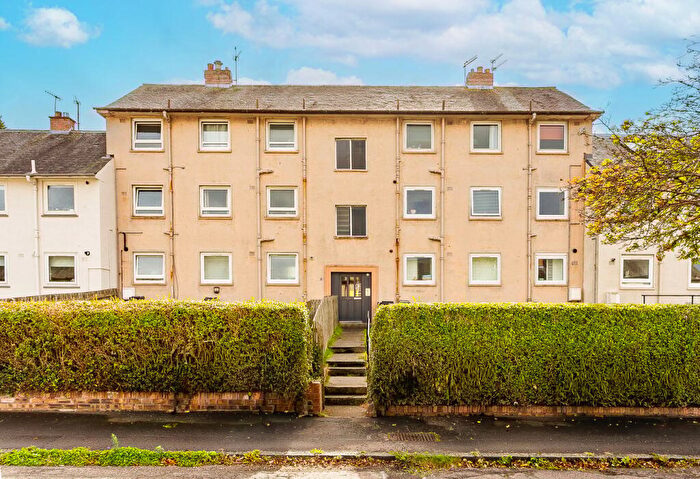 2 Bedroom Flat For Sale In Kenilworth Drive, Edinburgh, EH16