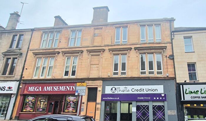 2 Bedroom Flat To Rent In / Quarry Street, Hamilton, ML3