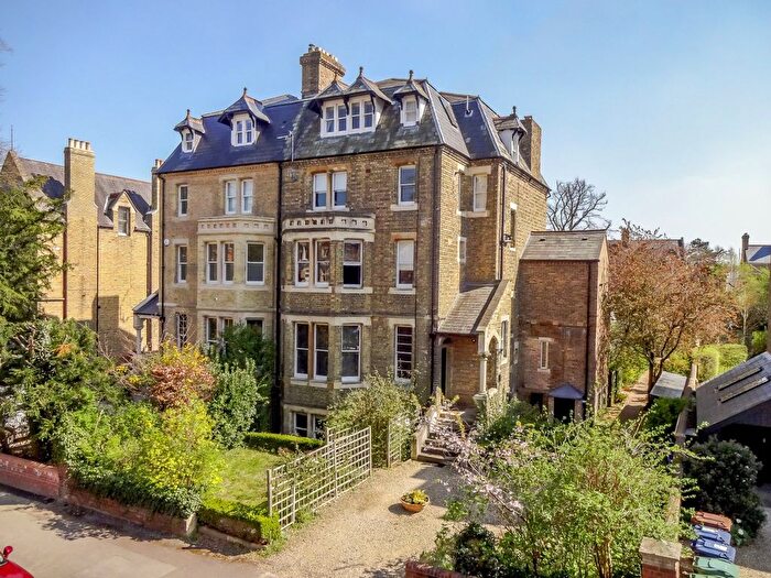 2 Bedroom Flat For Sale In Norham Road, Oxford, OX2