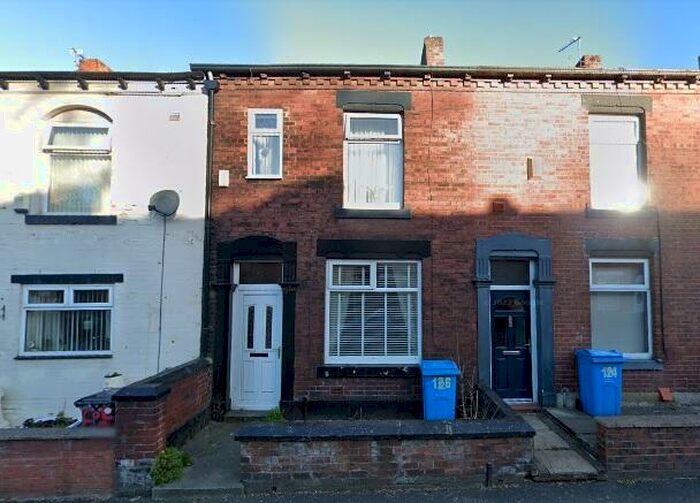 3 Bedroom Terraced House To Rent In Coalshaw Green Road, Oldham, OL9