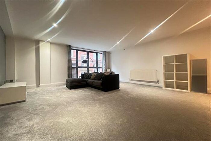 2 Bedroom Apartment To Rent In The Point, Plumptre Street, Lace Market, NG1