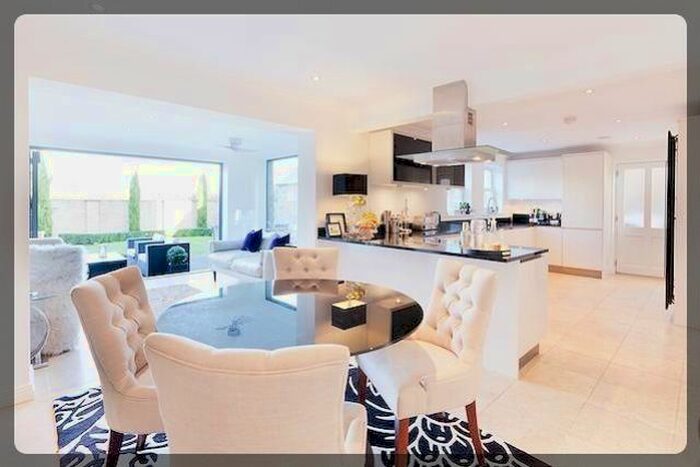 5 Bedroom Detached House To Rent In Monckton Rise, South Newbald, York, YO43