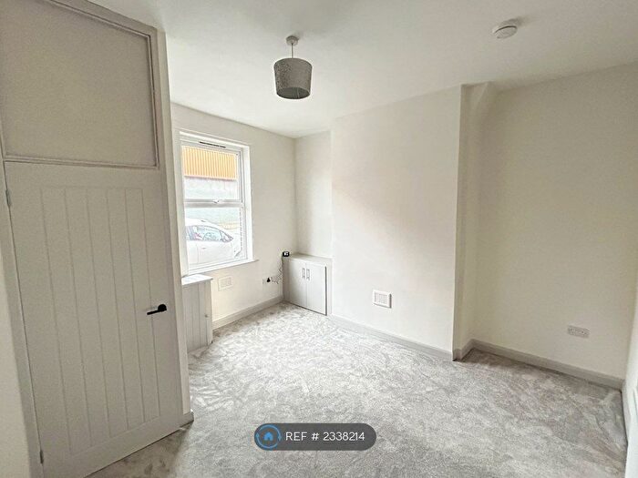 2 Bedroom Terraced House To Rent In Lord Street, Ashton-Under-Lyne, OL6