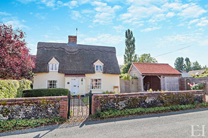 3 Bedroom Cottage For Sale In Kiln Cottages, The Brickfields, Stowmarket, IP14