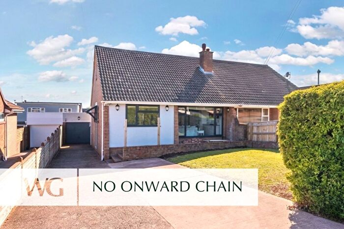 2 Bedroom Bungalow For Sale In Exmouth, Devon, EX8