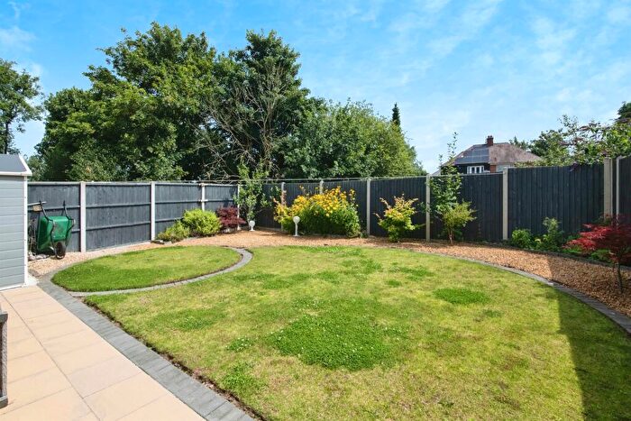 4 Bedroom Detached House For Sale In Oaksherd Mews, Tipton, DY4