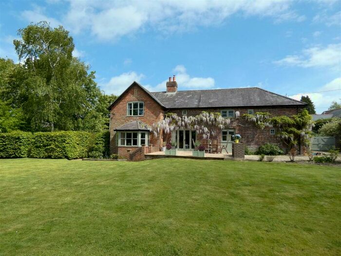 4 Bedroom Detached House For Sale In Higher Ansty, Dorchester, DT2