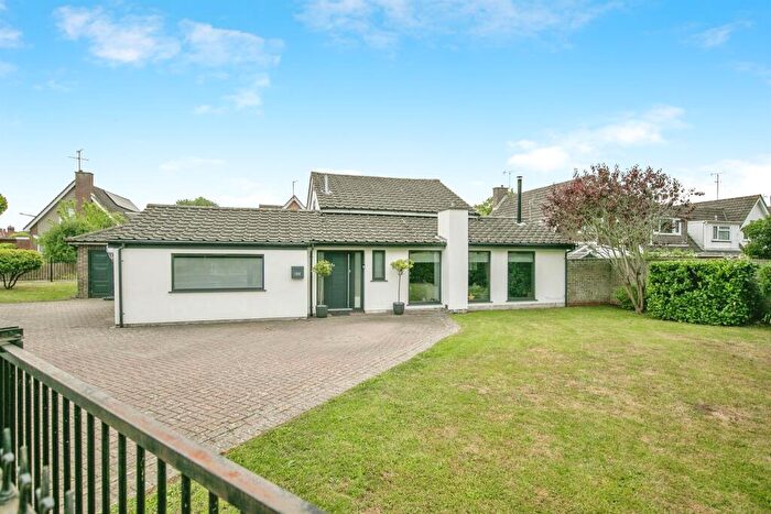 4 Bedroom Detached Bungalow For Sale In St. Johns Road, Colchester, CO4