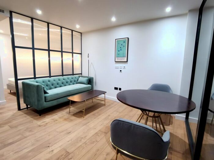 1 Bedroom Flat To Rent In Arrival Square, London, E1W
