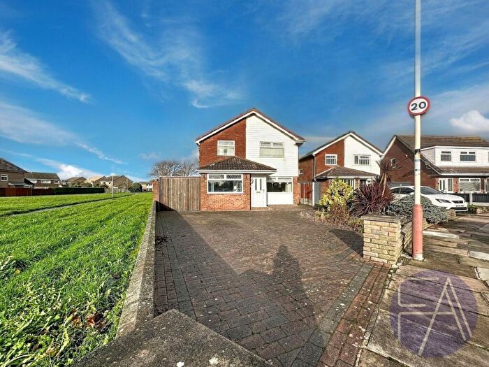 3 Bedroom Detached House For Sale In Glencoyne Drive, Southport, Merseyside, PR9