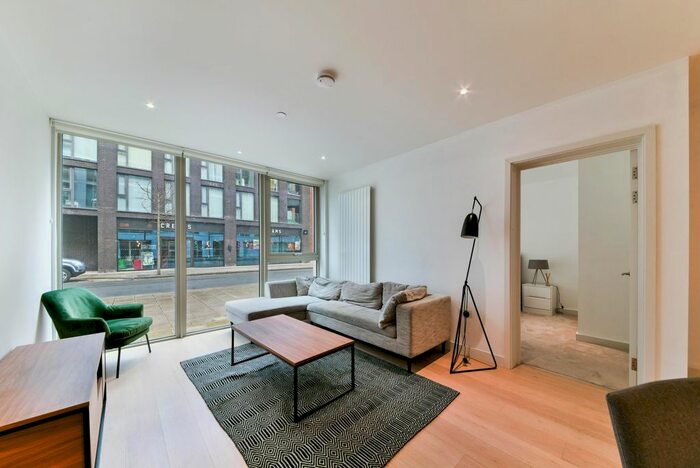2 Bedroom Flat To Rent In Liner House, Royal Wharf, London, E16