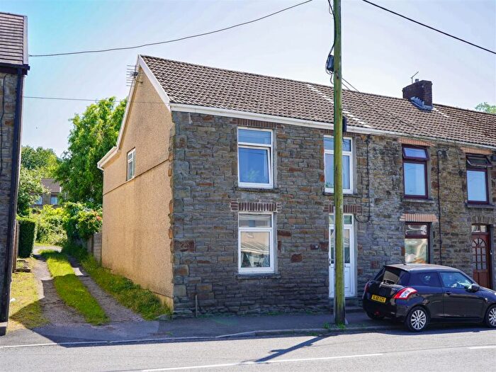 3 Bedroom End Of Terrace House For Sale In Station Road, Penclawdd, Swansea, SA4