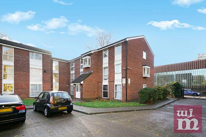 2 Bedroom Flat To Rent In Malcolm Court, Stratford, E7