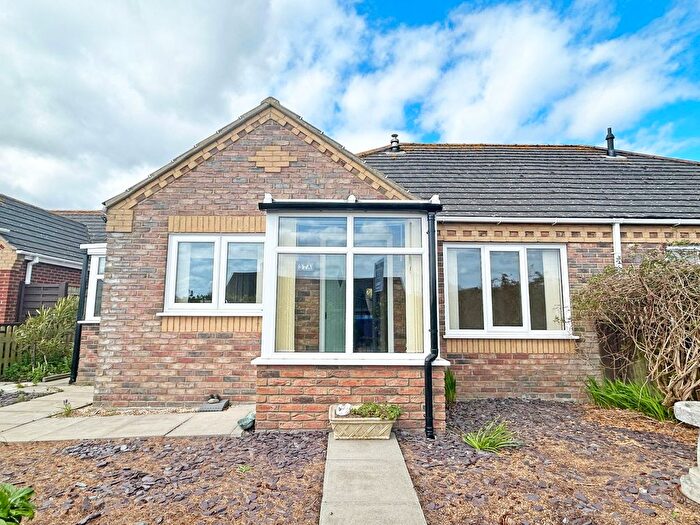 2 Bedroom Semi-detached Bungalow For Sale In Mumby Meadows, Mumby, Alford, Lincolnshire, LN13