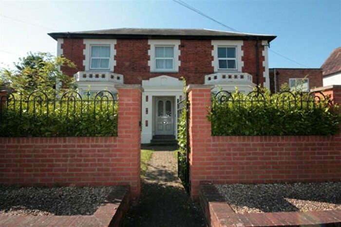 1 Bedroom Flat To Rent In Milman Road, Reading, RG2