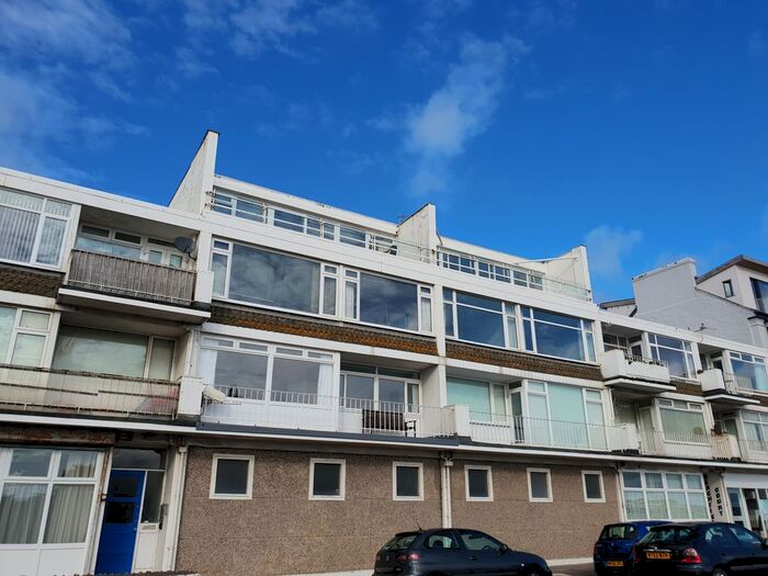 1 Bedroom Flat To Rent In Beachfield Court, Penzance, TR18