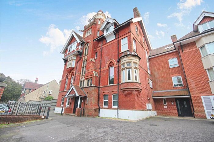 2 Bedroom Apartment For Sale In East Cliff Lodge, Christchurch Road, Bournemouth, BH1