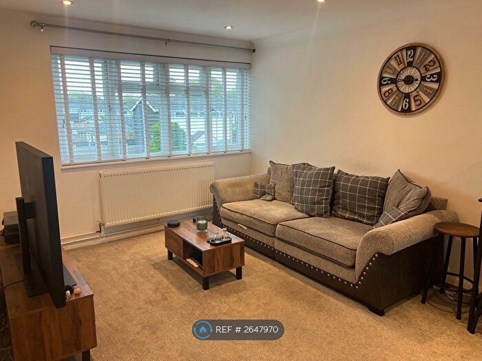 1 Bedroom Flat To Rent In Shepeshalls, Basildon, SS15