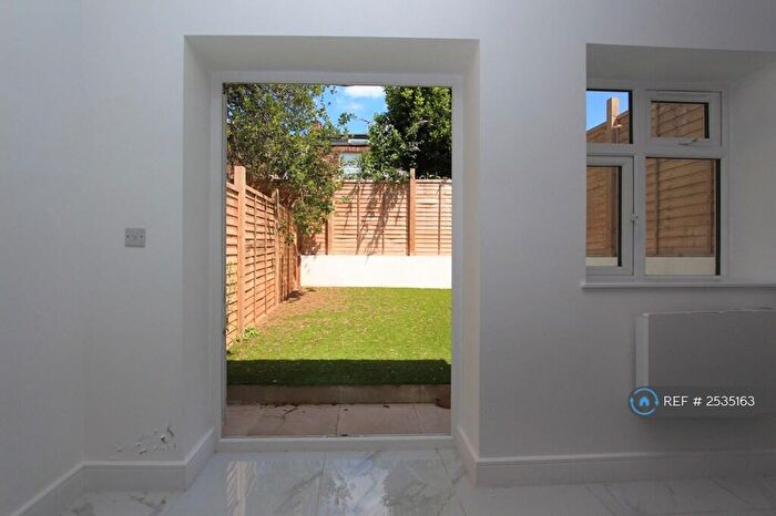 1 Bedroom Flat To Rent In Rucklidge Avenue, London, NW10