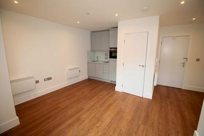 1 Bedroom Flat To Rent In Loam House, London Road, Romford, RM7