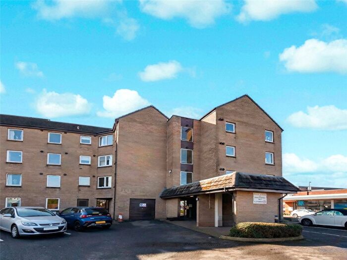 1 Bedroom Flat For Sale In Fenwick Road, Giffnock, Glasgow, East Renfrewshire, G46