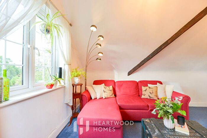 1 Bedroom Flat For Sale In London Road, St Albans, AL1