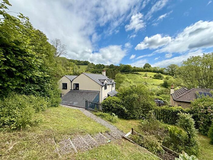 4 Bedroom Detached House For Sale In The Slad, Longhope, GL17