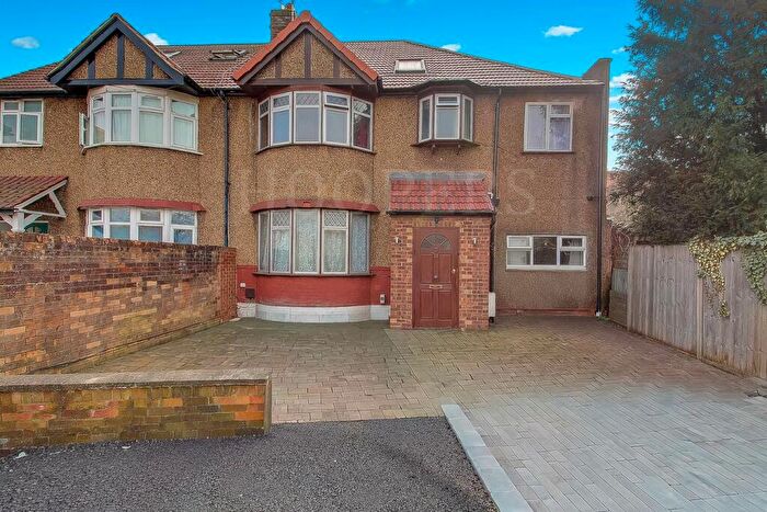 6 Bedroom Semi Detached House For Sale In Kendal Road, London, NW10