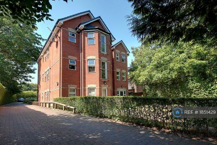 2 Bedroom Flat To Rent In Wellington Road, Bournemouth, BH8