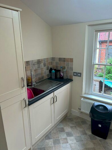 2 Bedroom Apartment To Rent In Charlotte Mews, Swindon, Wiltshire, SN1