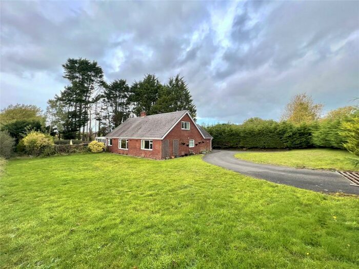 4 Bedroom Bungalow For Sale In Penparc, Aberteifi, Penparc, Cardigan, SA43