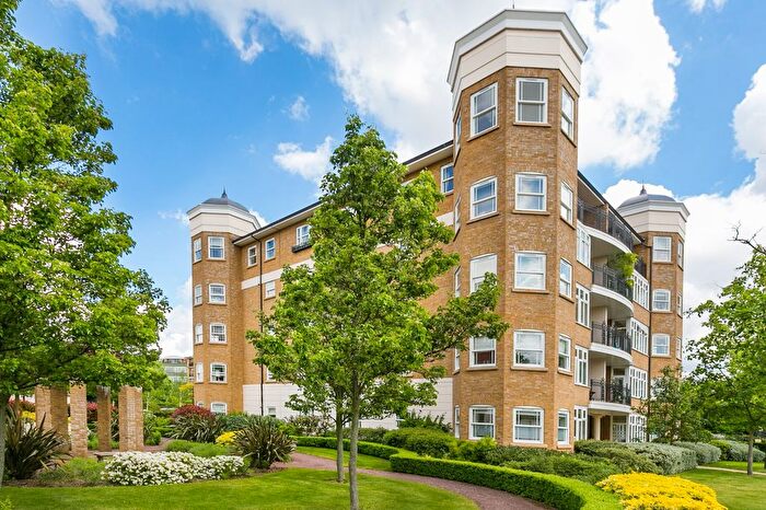 2 Bedroom Flat To Rent In Trinity Church Road, Barnes, SW13