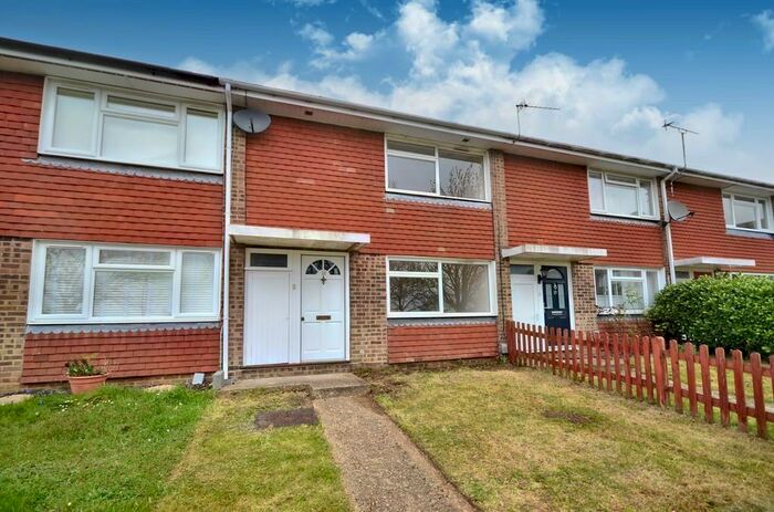2 Bedroom Terraced House To Rent In Barrie Road, Farnham, GU9