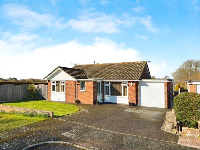 2 Bedroom Detached Bungalow For Sale In Beacon Way, Lympne, CT21