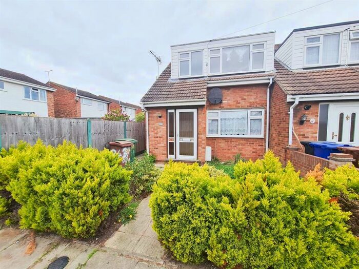 3 Bedroom House To Rent In Orwell, East Tilbury, Tilbury, RM18