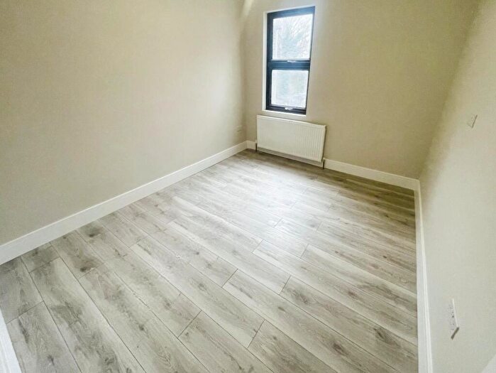 4 Bedroom Terraced House To Rent In Fabian Street, London, E6