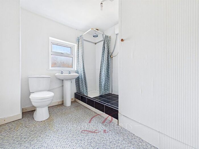 2 Bedroom Terraced House For Sale In Albert Street, Wrexham, LL13 - Photo 10