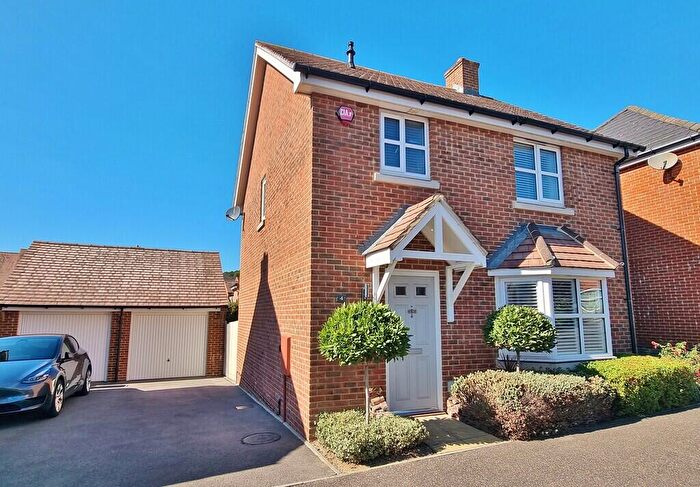 3 Bedroom Detached House For Sale In Lapwing Close, Emsworth, PO10