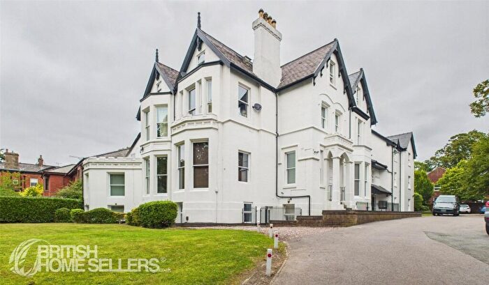 2 Bedroom Apartment For Sale In Croxteth Road, Liverpool, Merseyside, L8