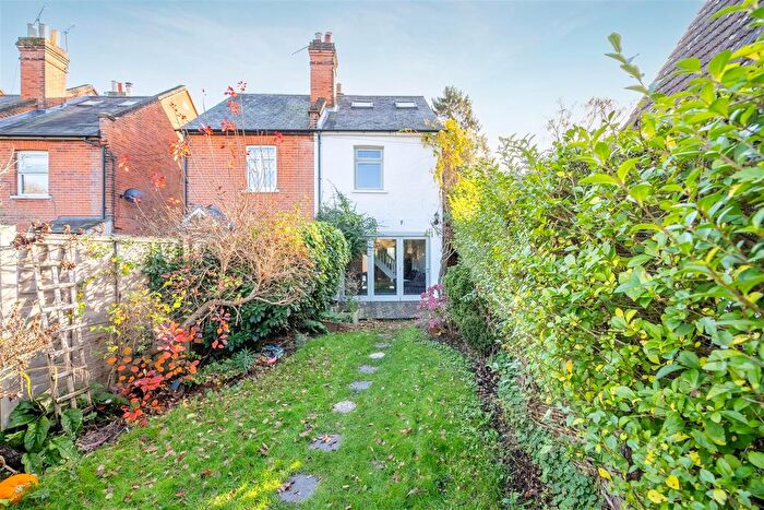 3 Bedroom Semi-Detached House For Sale In Lower Village Road, Sunninghill, SL5