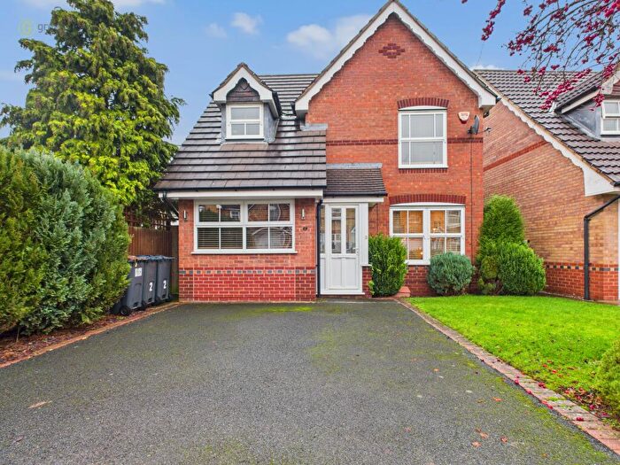 3 Bedroom Detached House For Sale In Woodberry Drive, Walmley, Sutton Coldfield, B76